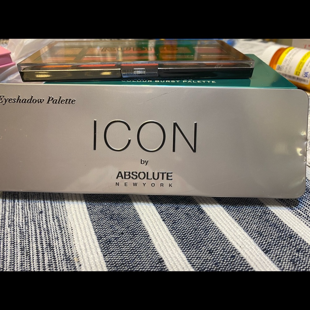 Eye Palette Bundle - Picture 13 of 15